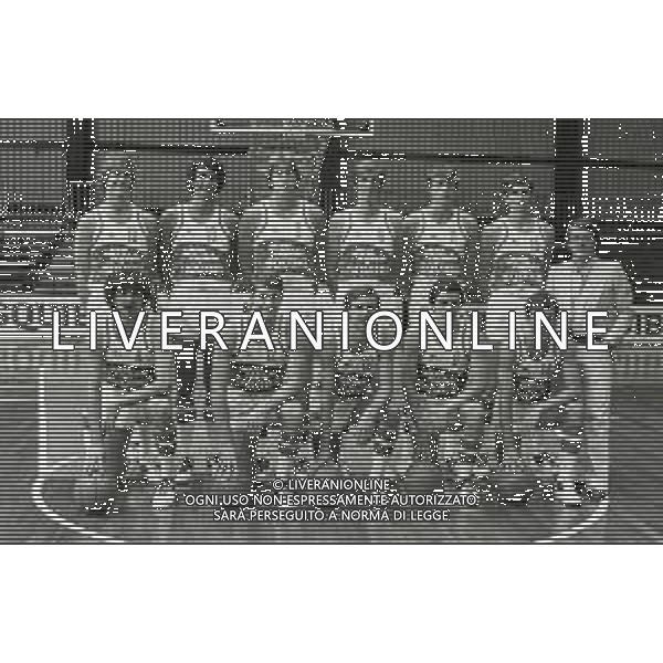 1980-1981 CANTU\' LA FORMAZIONE DELLA SQUIBB BASKET CANTU\' FOTO ENRICO LIVERANI -AG ALDO LIVERANI SAS