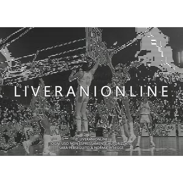 1985-1986 MILANO CAMPIONATO DI BASKET SERIE A 1 SIMAC MILANO-SCAVOLINI PESARO 93-71 NELLA FOTO AZIONE DI GIOCO AG ALDO LIVERANI SAS