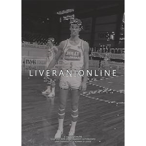 RETROSPETTIVA FAUSTO BARGNA BASKET NELLA FOTO FAUSTO BARGNA CON LA MAGLIA DELLA JOLLICOLOMBANI CANTU\' NELL\'ANNO 1984-1985 FOTO ENRICO LIVERANI-AG ALDO LIVERANI SAS