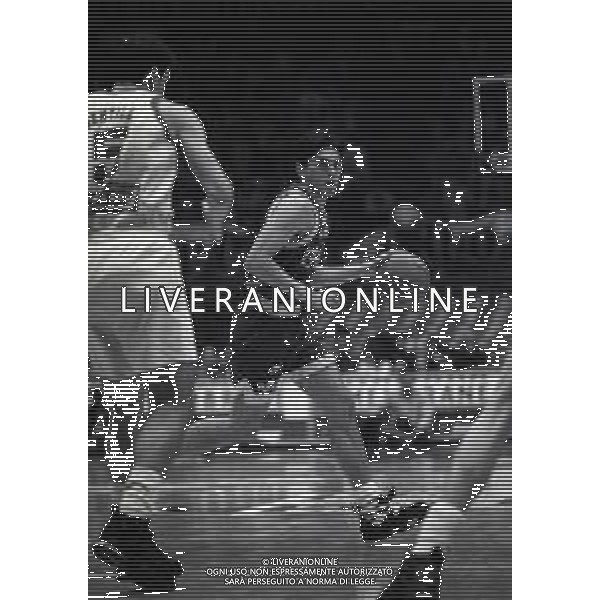 14-01-1995 MILANO CAMPIONATO DI BASKET SERIE A1 STEFANEL MILANO -BIREX VERONA 94-63 NELLA FOTO BONORA DAVIDE AG ALDO LIVERANI SAS