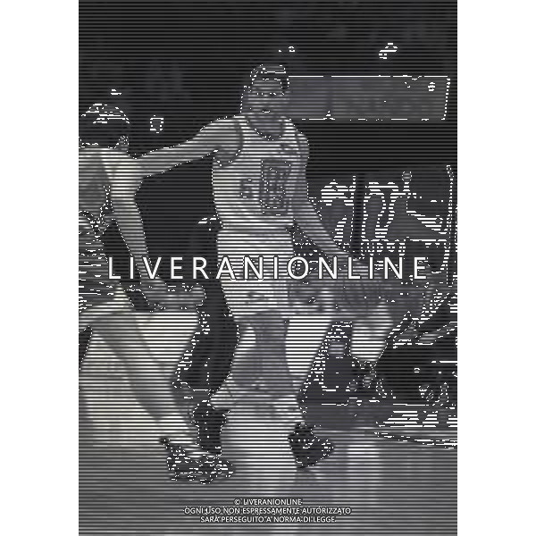 14-01-1995 MILANO CAMPIONATO DI BASKET SERIE A1 STEFANEL MILANO -BIREX VERONA 94-63 NELLA FOTO FERDINANDO GENTILE AG ALDO LIVERANI SAS
