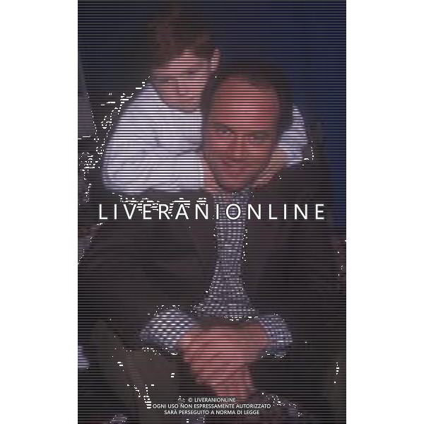 RETROSPETTIVA CARLO VERDONE ATTORE NELLA FOTO CARLO VERDONE E FEDERICO RIZZO NELL\'ANNO 1989 A MILANO TERRAZZA MARTINI ALLA PRESENTAZIONE DEL FILM“IL BAMBINO E IL POLIZIOTTO“ AG ALDO LIVERANI SAS 