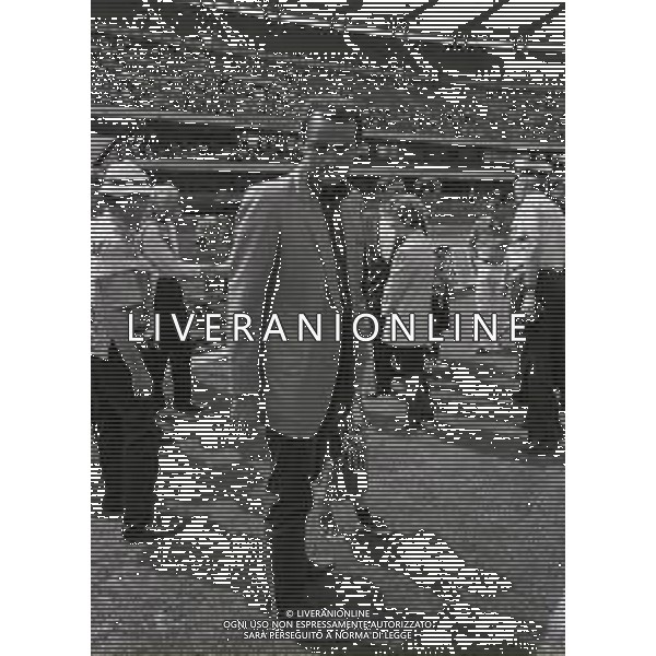 RETROSPETTIVA ALBERTO MAZZI PRESIDENTE VERONA CALCIO NELLA FOTO ALBERTO MAZZI ALLO STADIO BENTEGODI DI VERONA NELL\'ANNO 1996 CON IL FIGLIO AG ALDO LIVERANI SAS