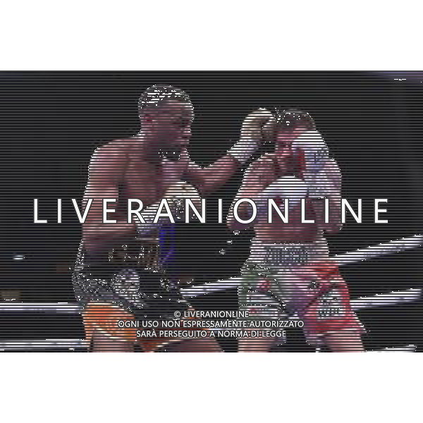 TVRG Germaine Brown (GBR) SX e Ivan Zucco (ITA) DX incontro Ivan Zucco (ITA) vs Germaine Brown (GBR) valido per il titolo WBC categoria Pesi Medi Milano Boxing Night Milano 24-03-2023 Allianz Cloud - PalaLido foto Roberto Garavaglia/ag. Aldo Liverani sas / AGENZIA ALDO LIVERANI SAS