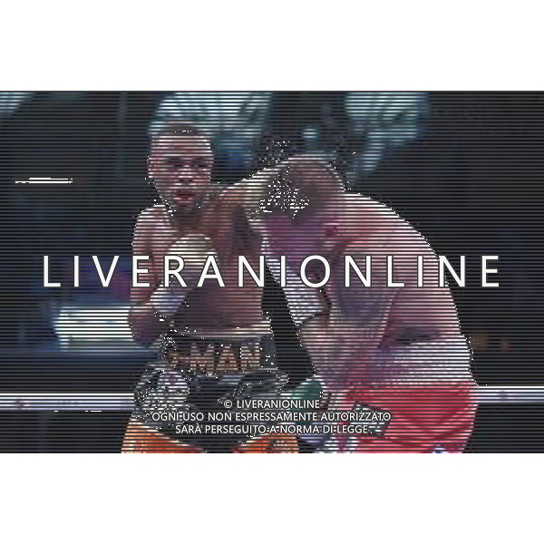 TVRG Germaine Brown (GBR) SX e Ivan Zucco (ITA) DX incontro Ivan Zucco (ITA) vs Germaine Brown (GBR) valido per il titolo WBC categoria Pesi Medi Milano Boxing Night Milano 24-03-2023 Allianz Cloud - PalaLido foto Roberto Garavaglia/ag. Aldo Liverani sas / AGENZIA ALDO LIVERANI SAS