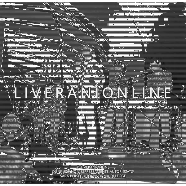 RETROSPETTIVA NICOLA DI BARI CANTAUTORE  NELLA FOTO SI ESIBISCE ALLE ROTONDE DI GARLASCO NELL\'ANNO 1969 ©Archivio Giovanni Liverani / AGENZIA ALDO LIVERANI SAS