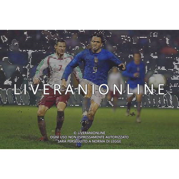 ITALIA - UNGHERIA UNDER 21 FERMO 15/11/2005 NELLA FOTO: GIAMPAOLO PAZZINI E VANCZAK PH BELLINI/AGENZIA ALDO LIVERANI