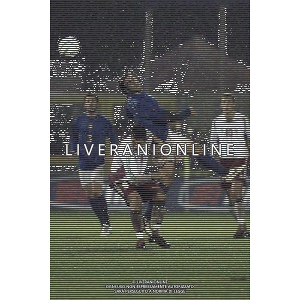 ITALIA - UNGHERIA UNDER 21 FERMO 15/11/2005 NELLA FOTO: FECZESIN E SAMMARCO PH BELLINI/AGENZIA ALDO LIVERANI