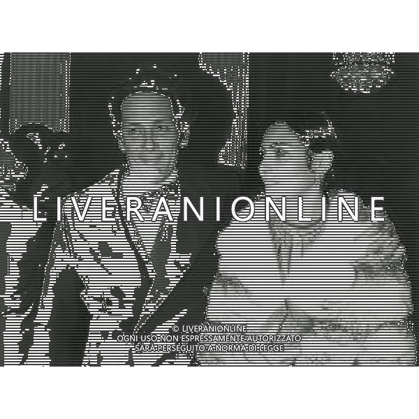 RETROSPETTIVA GIORGIO FALK INDUSTRIALE NELLA FOTO GIORGIO FALK CON ROSANNA SCHIAFFINO NELL\'ANNO 1982  AG ALDO LIVERANI SAS 