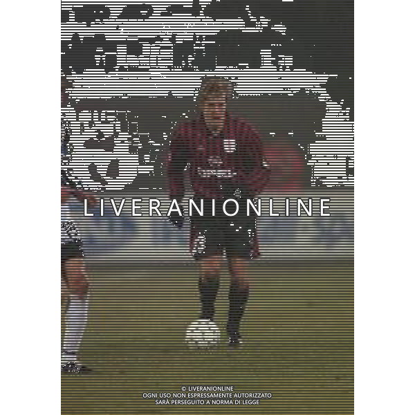 02-12-1999 BERGAMO ANDATA DI OTTAVI DI FINALE DI COPPA ITALIA ATALANTA-MILAN 3-2 NELLA FOTO MASSIMO AMBROSINI AG ALDO LIVERANI SAS