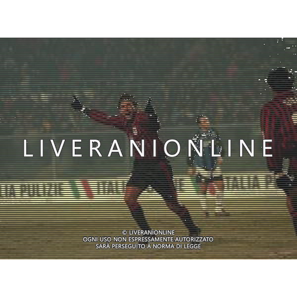 02-12-1999 BERGAMO ANDATA DI OTTAVI DI FINALE DI COPPA ITALIA ATALANTA-MILAN 3-2 NELLA FOTO ESULTANZA LEONARDO AG ALDO LIVERANI SAS