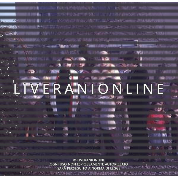 1970 AGRATE BRIANZA VILLAGGIO REITANO NELLA FOTO LA VISITA DI IVA ZANICCHI ALL\'AMICO MINO REITANO AL VILLAGGIO AD AGRATE BRIANZA AG ALDO LIVERANI SAS