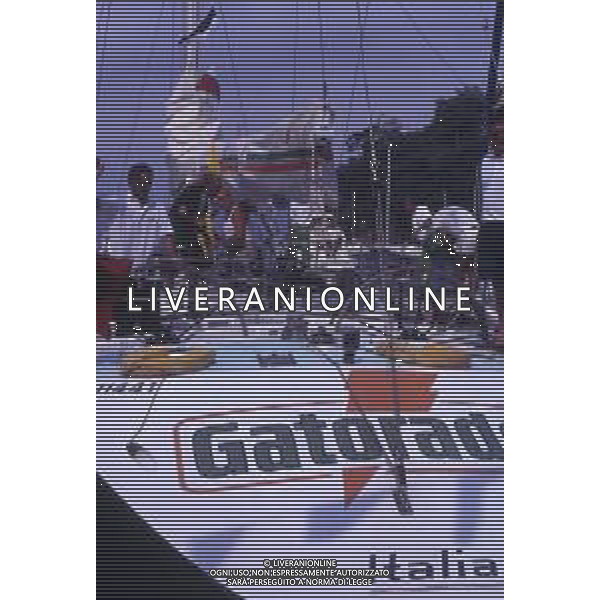 RETROSPETTIVA GIORGIO FALK INDUSTRIALE NELLA FOTO GIORGIO FALK NELL\'ANNO 1989 CON LA BARCA GATORADE AG ALDO LIVERANI SAS  