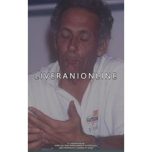 RETROSPETTIVA GIORGIO FALK INDUSTRIALE NELLA FOTO GIORGIO FALK NELL\'ANNO 1989 CON LA BARCA GATORADE AG ALDO LIVERANI SAS  
