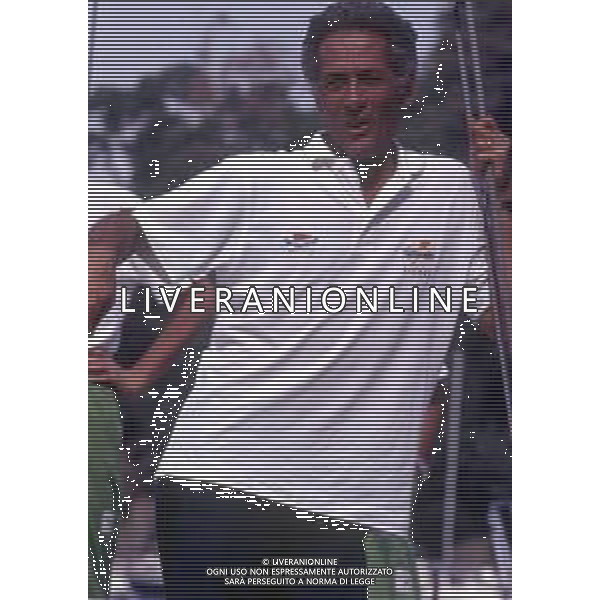 RETROSPETTIVA GIORGIO FALK INDUSTRIALE NELLA FOTO GIORGIO FALK NELL\'ANNO 1989 CON LA BARCA GATORADE AG ALDO LIVERANI SAS  