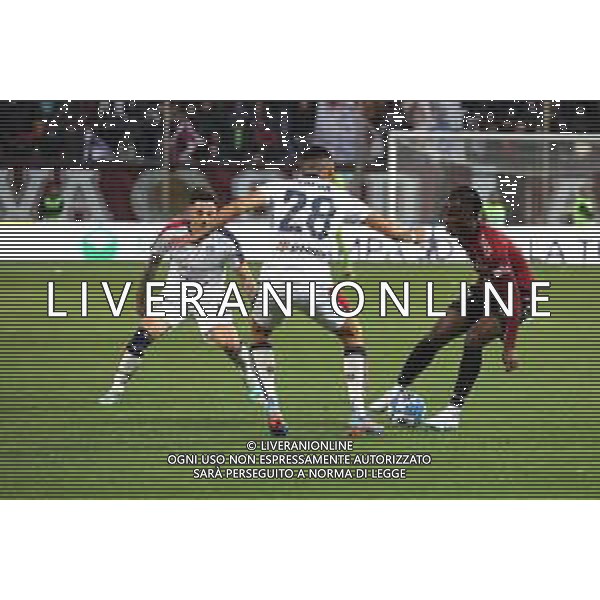 18.03..2023 REGGIO CALABRIA STADIO ORESTE GRANILLO. CAMPIONATO NAZIONALE SERIE B REGGINA VS CAGLIARI IN FOTO WARREN BONDO REGGINA E GABRIELE ZAPPA CAGLIARI ©PASQUALE GARREFFA / AGENZIA ALDO LIVERANI SAS