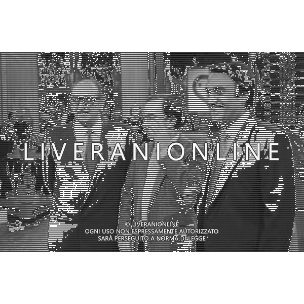 RETROSPETTIVA EMILIO FEDE GIORNALISTA E CONDUTTORE TELEVISIVO NELLA FOTO NEL PROGRAMMA \'TEST\' NEL 1984 CON GUGLIELMO ZUCCONI E CARLO TOGNOLI ©Archivio Giovanni Liverani / AGENZIA ALDO LIVERANI SAS