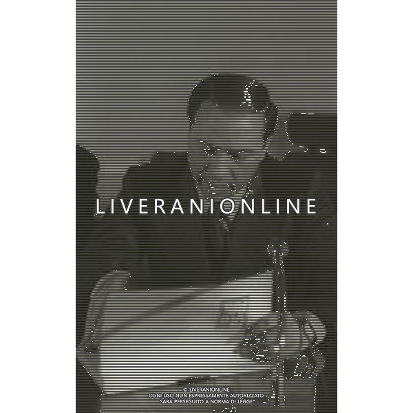 RETROSPETTIVA SILVIO BERLUSCONI IMPRENDITORE NELLA FOTO SILVIO BERLUSCONI A PALAZZO MARINO A MILANO NELL\'ANNO 1980-1981 AG ALDO LIVERANI SAS