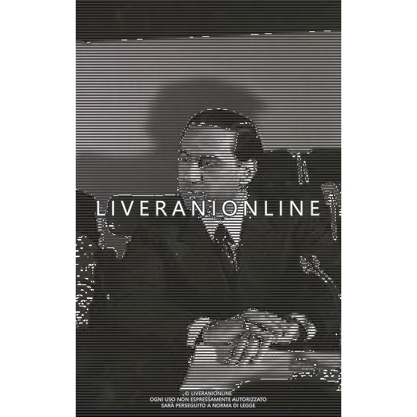 RETROSPETTIVA SILVIO BERLUSCONI IMPRENDITORE NELLA FOTO SILVIO BERLUSCONI A PALAZZO MARINO A MILANO NELL\'ANNO 1980-1981 AG ALDO LIVERANI SAS