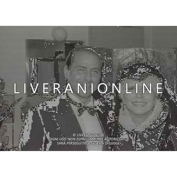 RETROSPETTIVA SILVIO BERLUSCONI IMPRENDITORE NELLA FOTO SILVIO BERLUSCONI CON VALENTINA CORTESE ALLA PRIMA DELLA COMMEDIA“MARIA STUARDA“NELL\'ANNO 1983 AG ALDO LIVERANI SAS  
