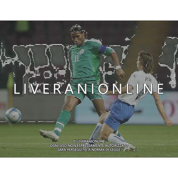 Ginevra 16/11/2005 Italia - Costa d\'Avorio amichevole nazionale nella foto Didier Drogba e Pirlo Andrea ph andry/agenzia aldo liverani