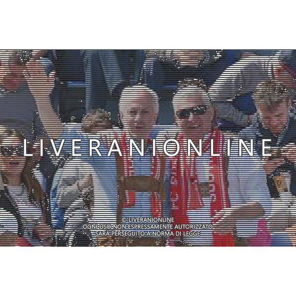 1-4-2023. Cagliari Calcio-F.C. Sudtirol AltoAdige. 30° giornata serie BKT 2022/2023, stadio Unipol Domus Cagliari. Foto Salvatore Moi/Aldo Liverani s.a.s. Nella foto: Tifosi del F.C. Sudtirol Alto Adige in trasferta, nel settore ospiti dello stadio Unipol Domus di Cagliari. ©MOI SALVATORE / AGENZIA ALDO LIVERANI SAS
