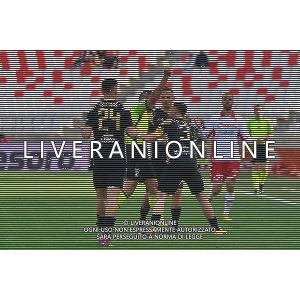 cartellino giallo ammonizione - Gaetano Letizia (Benevento Calcio) receives a yellow card during the Italian soccer Serie B match SSC Bari vs Benevento Calcio on April 1, 2023 at the San Nicola stadium in Bari, Italy. Photo by Emmanuele Mastrodonato/ag. Aldo Liverani sas / AGENZIA ALDO LIVERANI SAS