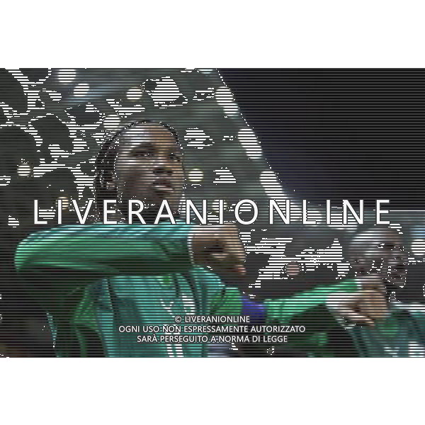 Ginevra 16/11/2005 Italia - Costa d\'Avorio amichevole nazionale nella foto l\'esultanza dopo il gol di didier drogba ph luzzani/agenzia aldo liverani