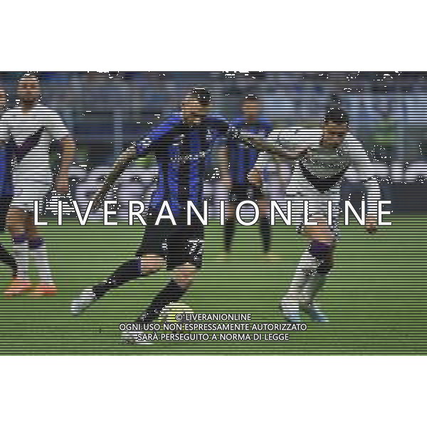 Marcelo Brozovic (Inter) e Rolando Mandragora (Fiorentina) Inter vs Fiorentina Milano 01-04-2023 Stadio Giuseppe Meazza - San Siro Campionato Serie A TIM - 28a giornata foto Roberto Garavaglia/ag. Aldo Liverani sas/ AGENZIA ALDO LIVERANI SAS
