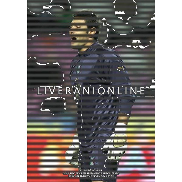 Ginevra 16/11/2005 Italia - Costa d\'Avorio amichevole nazionale nella foto l\'esordio di marco amelia ph luzzani/agenzia aldo liverani