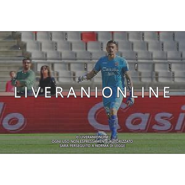 Elia Caprile (SSC Bari) during the Italian soccer Serie B match SSC Bari vs Benevento Calcio on April 1, 2023 at the San Nicola stadium in Bari, Italy. Photo by Emmanuele Mastrodonato/ag. Aldo Liverani sas