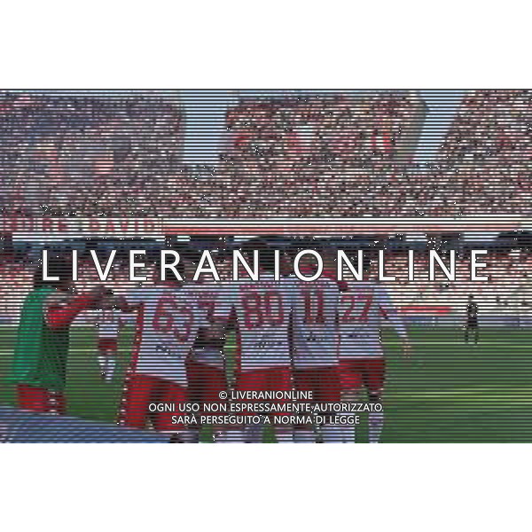 Michael Folorunsho (SSC Bari) celebrates after scoring a goal with teammates during the Italian soccer Serie B match SSC Bari vs Benevento Calcio on April 1, 2023 at the San Nicola stadium in Bari, Italy. Photo by Emmanuele Mastrodonato/ag. Aldo Liverani sas