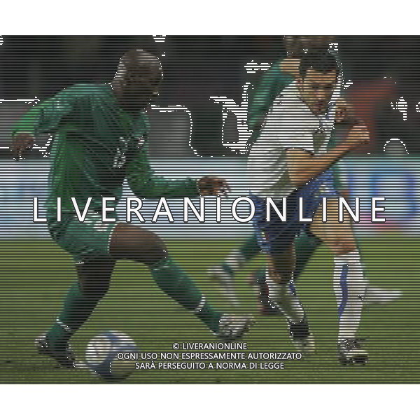 Ginevra 15 novembre 2005 Italia - Costa D\'Avorio amichevole nella foto: Zambrotta Gianluca e Zoro Marc-Andre\' foto Andry / Ag. Aldo Liverani