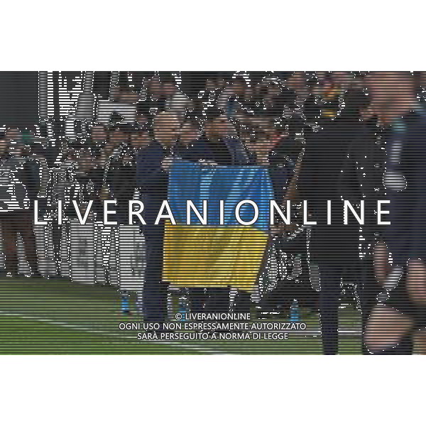 Torino 04.04.2023 Allianz Stadium © Manuela Viganti/Agenzia Aldo Liverani Juventus vs Inter Coppa Italia Frecciarossa 2022/2023 Semifinale Andata Nella foto: maurizio scanavino e javier zanetti con la bandiera dell\'ucraina/ AGENZIA ALDO LIVERANI SAS
