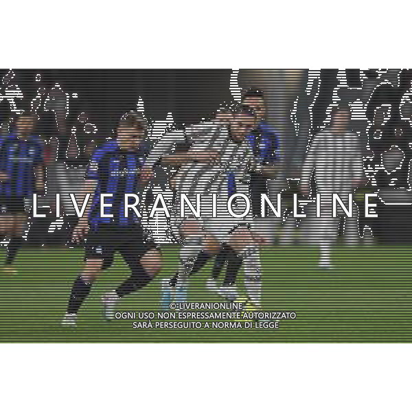 Torino 04.04.2023 Allianz Stadium © Manuela Viganti/Agenzia Aldo Liverani Juventus vs Inter Coppa Italia Frecciarossa 2022/2023 Semifinale Andata Nella foto: adrien rabiot e nicolo\' barella/ AGENZIA ALDO LIVERANI SAS