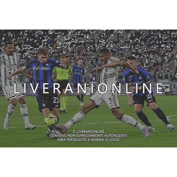 Torino 04.04.2023 Allianz Stadium © Manuela Viganti/Agenzia Aldo Liverani Juventus vs Inter Coppa Italia Frecciarossa 2022/2023 Semifinale Andata Nella foto: gleison bremer- nicolo\' barella-lautaro martinez ©AGENZIA ALDO LIVERANI SAS