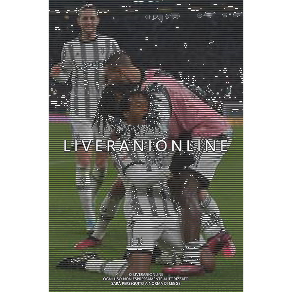 Torino 04.04.2023 Allianz Stadium © Manuela Viganti/Agenzia Aldo Liverani Juventus vs Inter Coppa Italia Frecciarossa 2022/2023 Semifinale Andata Nella foto: esultanza juventus dopo il gol di juan cuadrado ©AGENZIA ALDO LIVERANI SAS