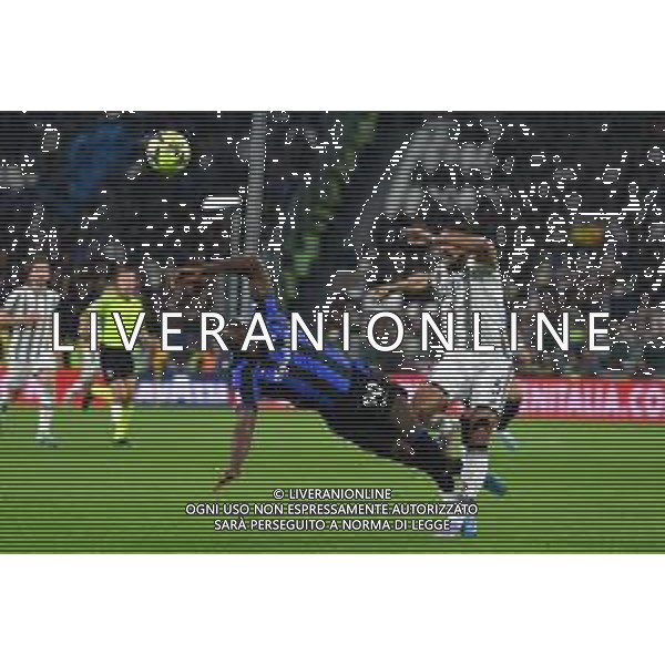 Torino 04.04.2023 Allianz Stadium © Manuela Viganti/Agenzia Aldo Liverani Juventus vs Inter Coppa Italia Frecciarossa 2022/2023 Semifinale Andata Nella foto: romelu lukaku e gleison bremer ©AGENZIA ALDO LIVERANI SAS