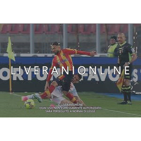 Federico Di Francesco (US Lecce) and Hirving Lozano (SSC Napoli) during the Italian soccer Serie A match US Lecce vs SSC Napoli on April 7, 2023 at the Via del Mare stadium in Lecce, Italy. Photo by Emmanuele Mastrodonato/ag. Aldo Liverani sas / AGENZIA ALDO LIVERANI SAS