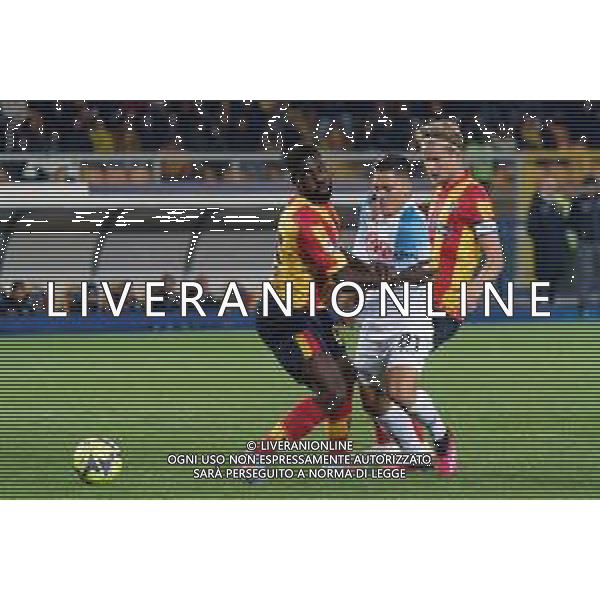 Giacomo Raspadori (SSC Napoli) and Samuel Umtiti (US Lecce) during the Italian soccer Serie A match US Lecce vs SSC Napoli on April 7, 2023 at the Via del Mare stadium in Lecce, Italy. Photo by Emmanuele Mastrodonato/ag. Aldo Liverani sas/ AGENZIA ALDO LIVERANI SAS