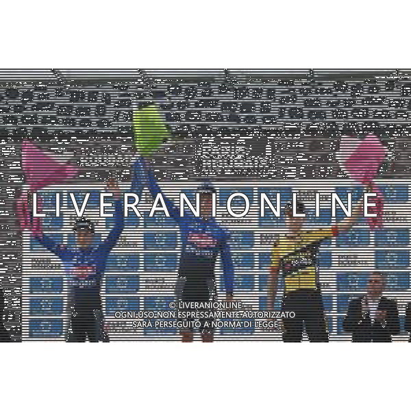 09-04-2023 Paris - Roubaix; 2023, Alpecin - Deceuninck; 2023, Jumbo - Visma; Van Der Poel, Mathieu; Philipsen, Jasper; Van Aert, Wout; Roubaix; ©SIROTTI / AGENZIA ALDO LIVERANI SAS