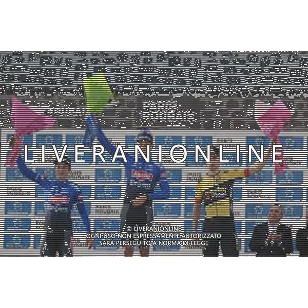 09-04-2023 Paris - Roubaix; 2023, Alpecin - Deceuninck; 2023, Jumbo - Visma; Van Der Poel, Mathieu; Philipsen, Jasper; Van Aert, Wout; Roubaix; ©SIROTTI / AGENZIA ALDO LIVERANI SAS