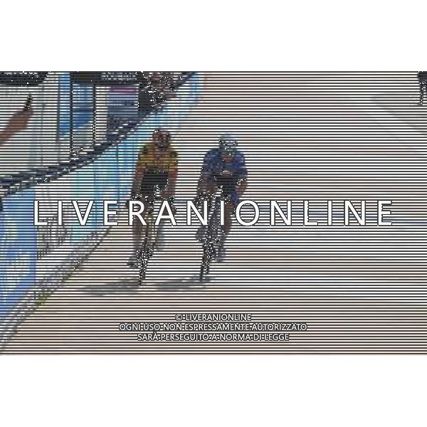 09-04-2023 Paris - Roubaix; 2023, Alpecin - Deceuninck; 2023, Jumbo - Visma; Philipsen, Jasper; Van Aert, Wout; Roubaix; ©SIROTTI / AGENZIA ALDO LIVERANI SAS