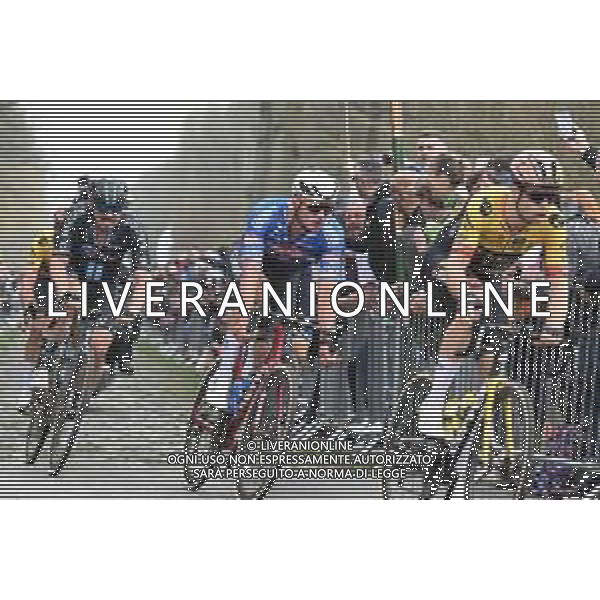 09-04-2023 Paris - Roubaix; 2023, Jumbo - Visma; 2023, Alpecin - Deceuninck; 2023, Dsm; Van Aert, Wout; Van Der Poel, Mathieu; Degenkolb, John; Arenberg; ©SIROTTI / AGENZIA ALDO LIVERANI SAS