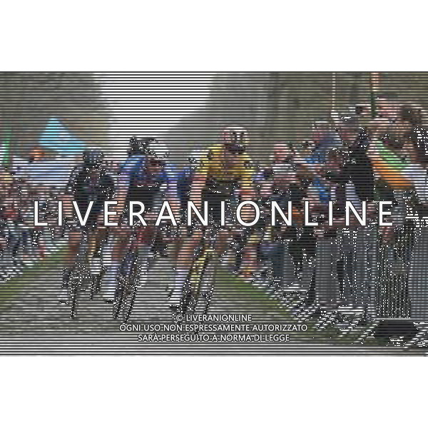09-04-2023 Paris - Roubaix; 2023, Jumbo - Visma; 2023, Alpecin - Deceuninck; 2023, Dsm; Van Aert, Wout; Van Der Poel, Mathieu; Degenkolb, John; Arenberg; ©SIROTTI / AGENZIA ALDO LIVERANI SAS