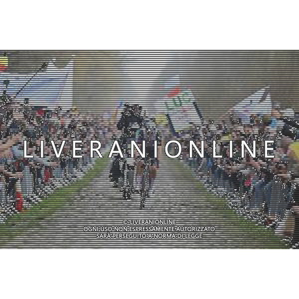 09-04-2023 Paris - Roubaix; 2023, Uae Emirates; Bax, Sjoerd; Arenberg; ©SIROTTI / AGENZIA ALDO LIVERANI SAS