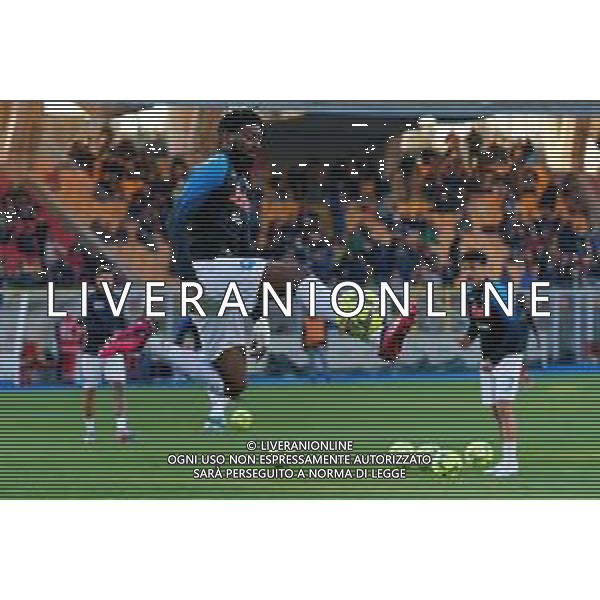 Frank Anguissa (SSC Napoli) during the Italian soccer Serie A match US Lecce vs SSC Napoli on April 7, 2023 at the Via del Mare stadium in Lecce, Italy. Photo by Emmanuele Mastrodonato/ag. Aldo Liverani sas/ AGENZIA ALDO LIVERANI SAS