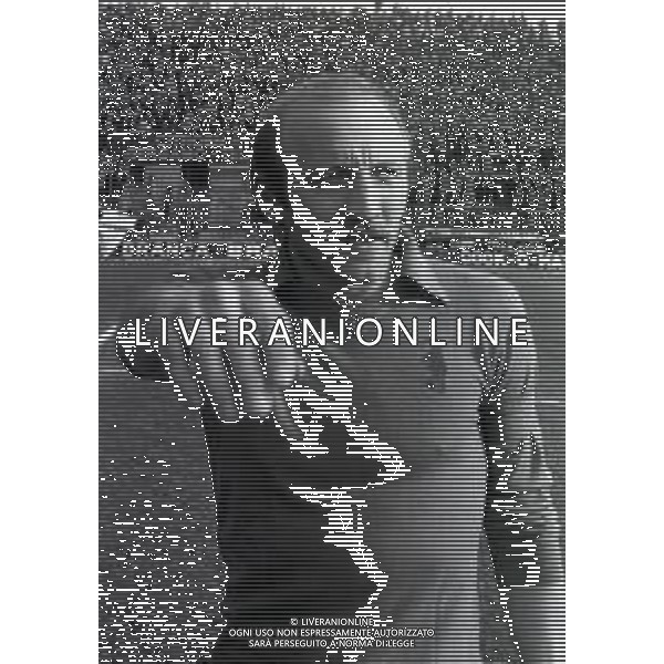 NEG-RETROSPETTIVA BORGO SERGIO CALCIATORE NELLA FOTO BORGO SERGIO CON LA MAGLIA DELLA PISTOIESE CALCIO NELL\'ANNO 1980-1981 AG ALDO LIVERANI SAS