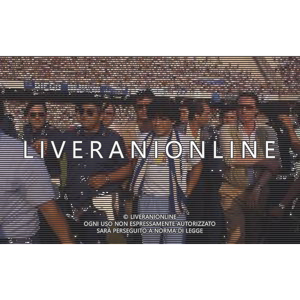 05-07-1984 NAPOLI STADIO SAN PAOLO PRESENTAZIONE DEL NUOVO ACQUISTO DEL NAPOLI CALCIO DIEGO ARMANDO MARADONA NELLA FOTO DIEGO ARMANDO MARADONA AG ALDO LIVERANI SAS 