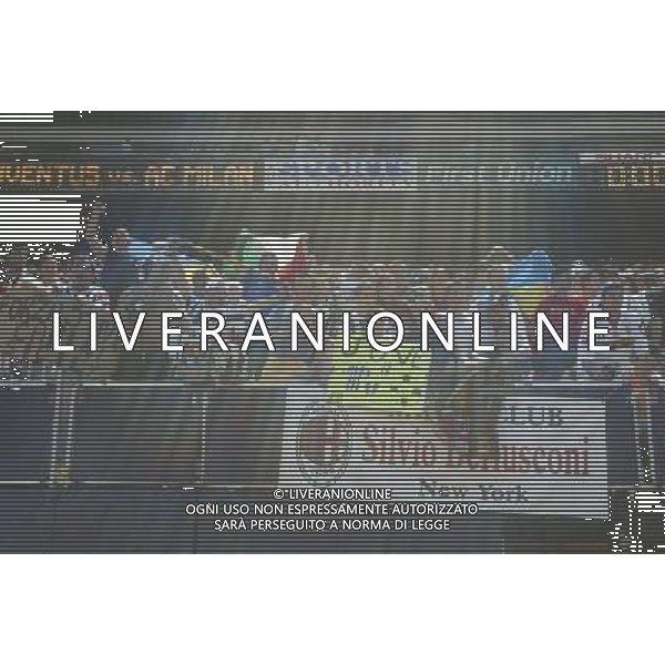 NEW YORK 3/08/2003 SUPERCOPPA ITALIANA NELLA FOTO TIFOSI ITALIANI FOTO ALDO LIVERANI